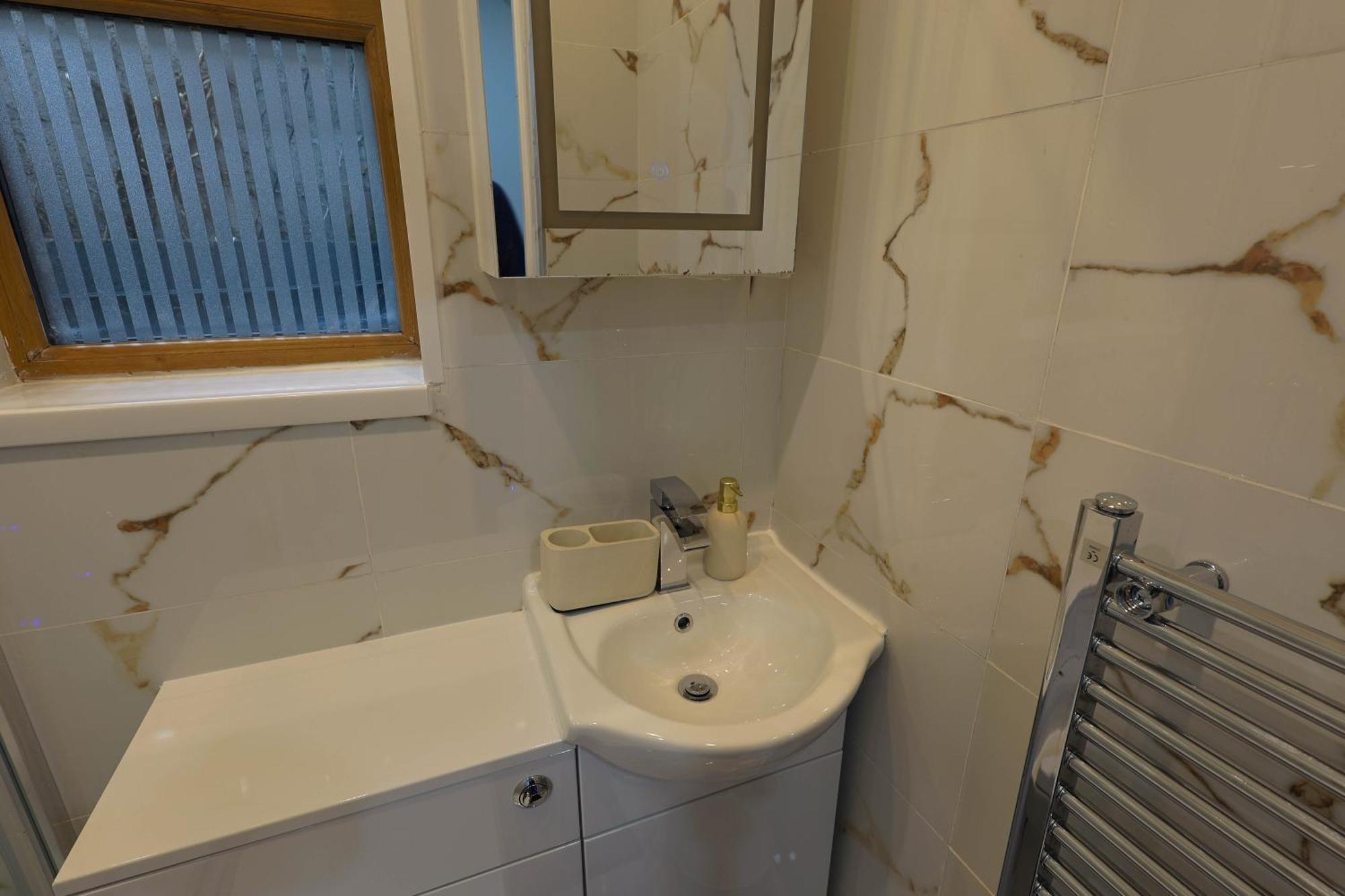 קארדיף Stylish Apartment In City Centre - Walk Everywhere מראה חיצוני תמונה